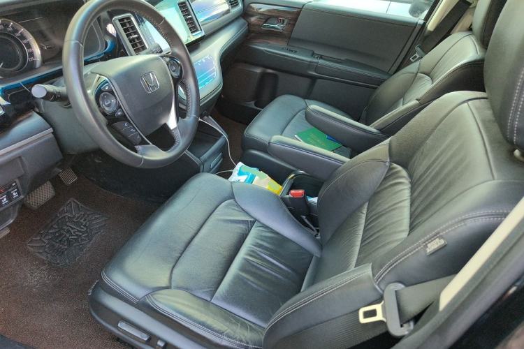 Used Honda Elysion 2016 2.4L Style Edition Left Front Seat