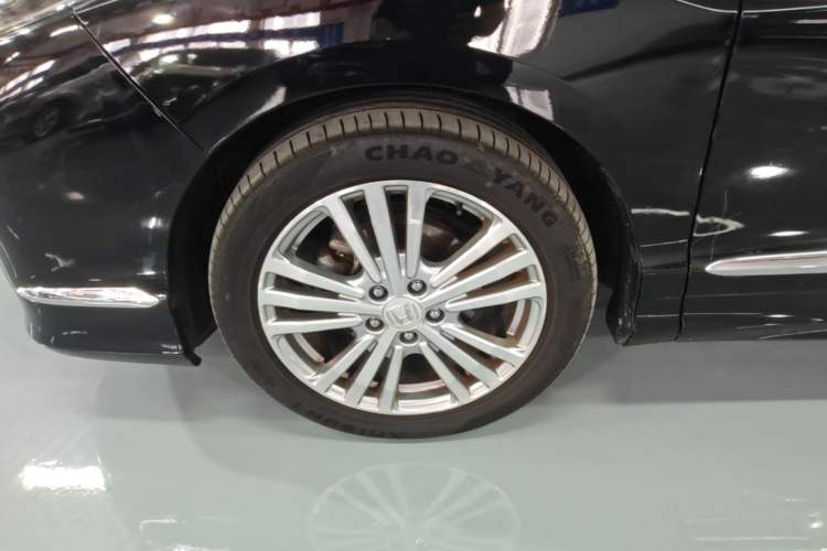 Used Honda Elysion 2016 2.4L Supreme Edition Left Front Wheel Hub