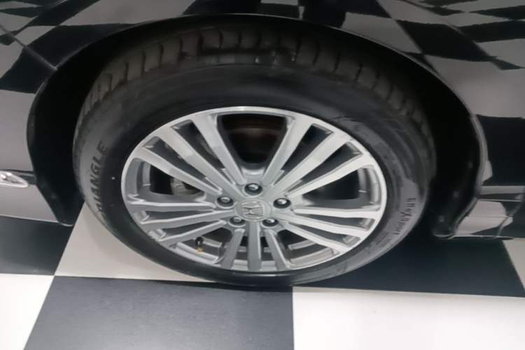 Used Honda Elysion 2016 2.4L Luxury Edition Left Front Wheel Hub