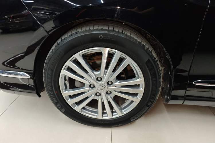 Used Honda Elysion 2016 2.4L Luxury Edition Left Front Wheel Hub