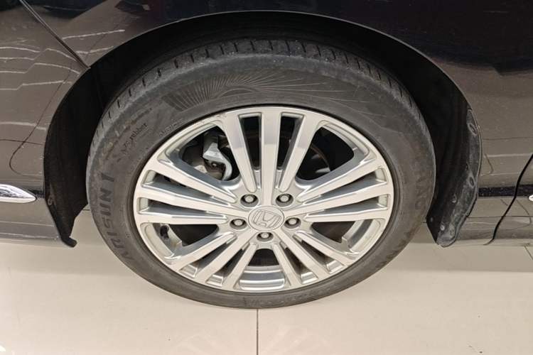 Used Honda Elysion 2016 2.4L Luxury Edition Left Front Wheel Hub
