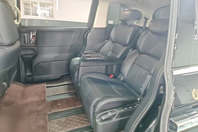 Used Honda Elysion 2016 2.4L Supreme Edition Left Rear Seat