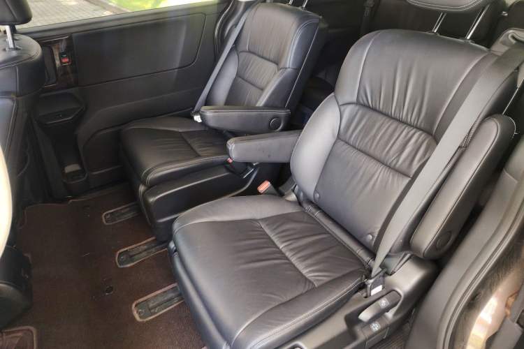 Used Honda Elysion 2016 2.4L Style Edition Left Rear Seat