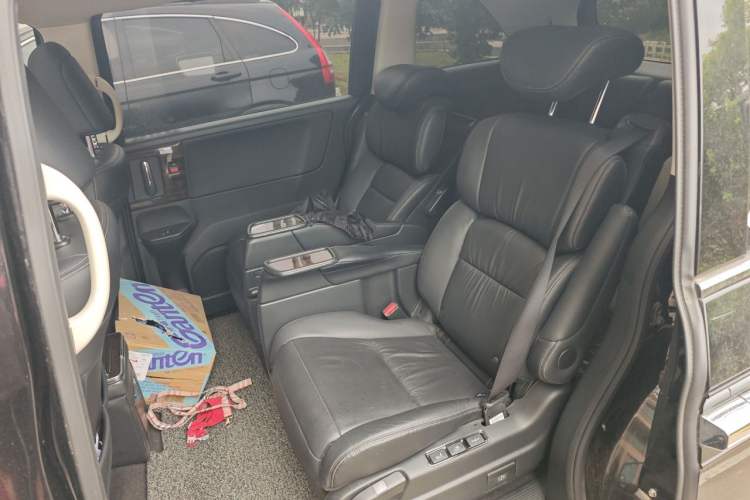 Used Honda Elysion 2016 2.4L Supreme Edition Left Rear Seat