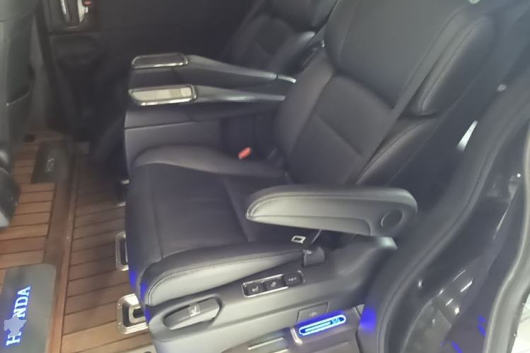 Used Honda Elysion 2016 2.4L Luxury Edition Left Rear Seat