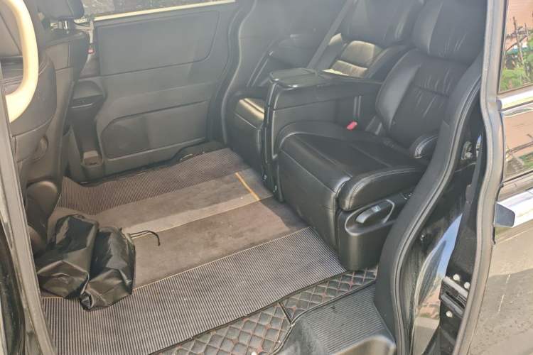 Used Honda Elysion 2016 2.4L Luxury Edition Left Rear Seat