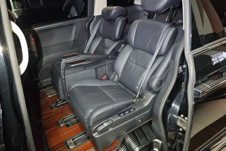Used Honda Elysion 2016 2.4L Luxury Edition Left Rear Seat