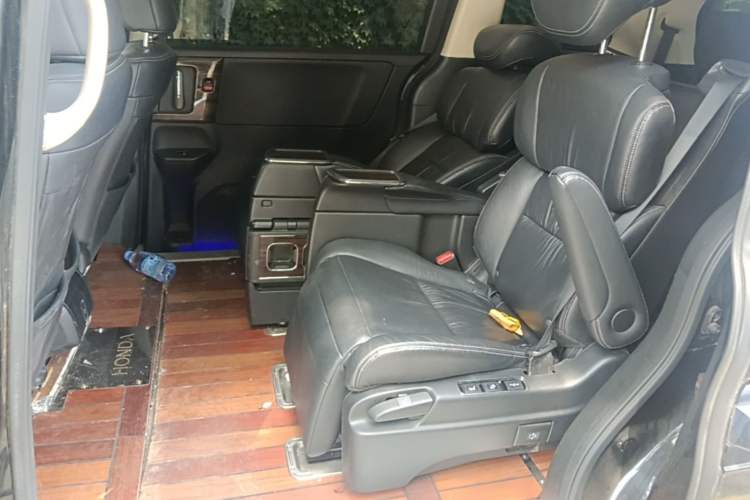 Used Honda Elysion 2016 2.4L Luxury Edition Left Rear Seat