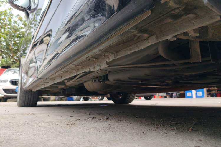 Used Honda Elysion 2016 2.4L Style Edition Left Side Sill