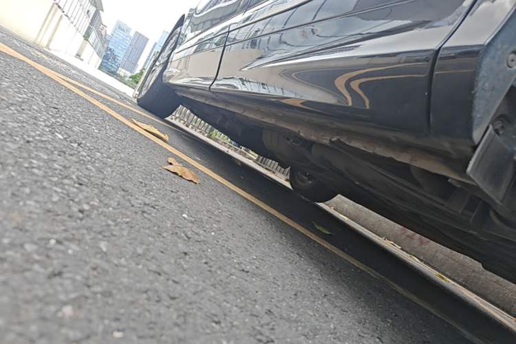 Used Honda Elysion 2016 2.4L Style Edition Left Side Sill
