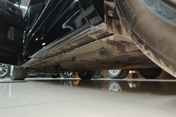 Used Honda Elysion 2016 2.4L Luxury Edition Left Side Sill