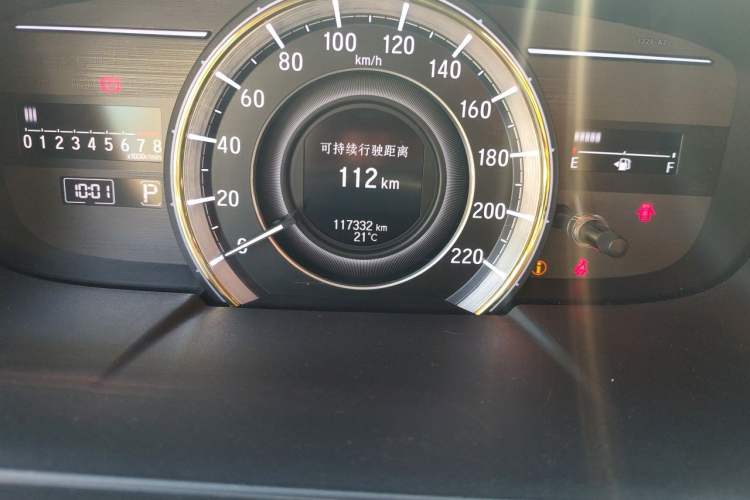 Used Honda Elysion 2016 2.4L Supreme Edition Odometer Close Up
