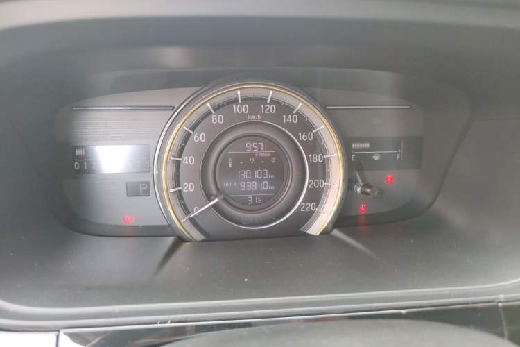 Used Honda Elysion 2016 2.4L Style Edition Odometer Close Up
