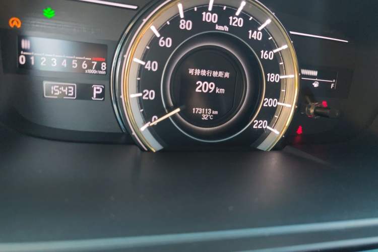 Used Honda Elysion 2016 2.4L Luxury Edition Odometer Close Up