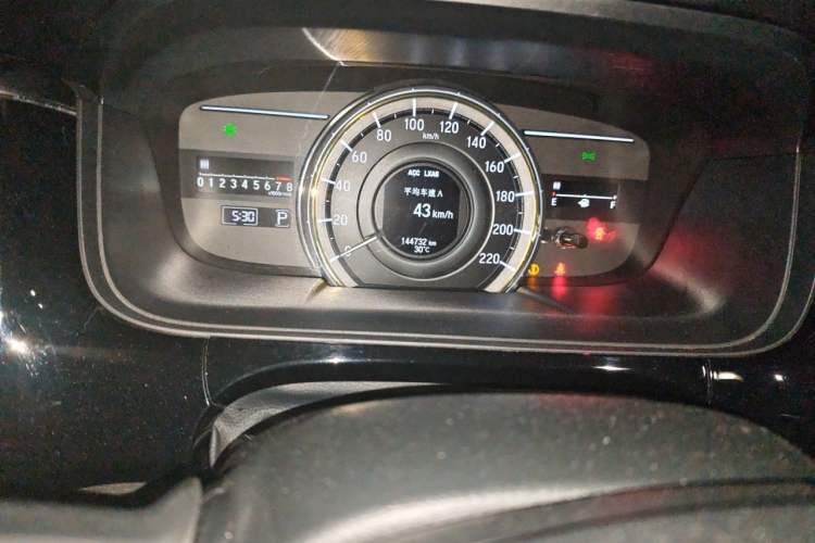 Used Honda Elysion 2016 2.4L Supreme Edition Odometer Close Up