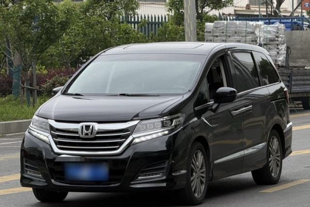 Used Honda Elysion 2016 2.4L Luxury Edition