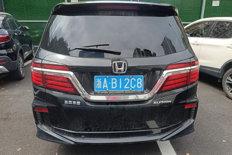 Used Honda Elysion 2016 2.4L Luxury Edition Rear
