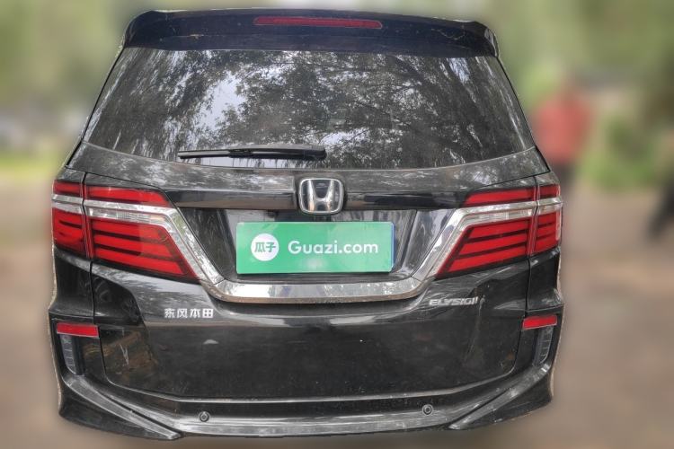 Used Honda Elysion 2016 2.4L Style Edition Rear