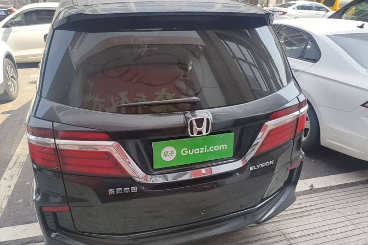 Used Honda Elysion 2016 2.4L Style Edition Rear