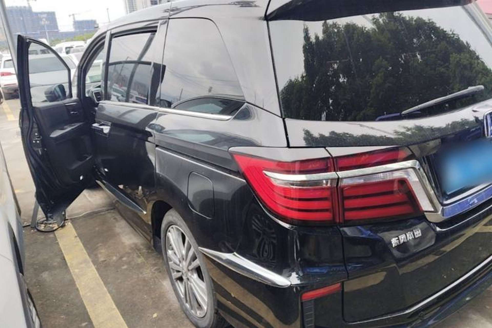 Used Honda Elysion 2016 2.4L Luxury Edition Rear Left 45 Deg