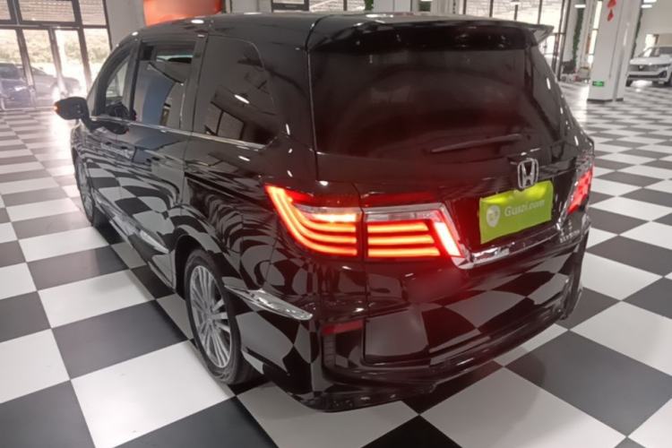 Used Honda Elysion 2016 2.4L Luxury Edition Rear Left 45 Deg