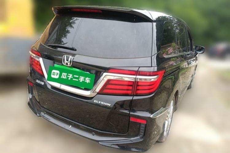 Used Honda Elysion 2016 2.4L Supreme Edition Rear Right 45 Deg