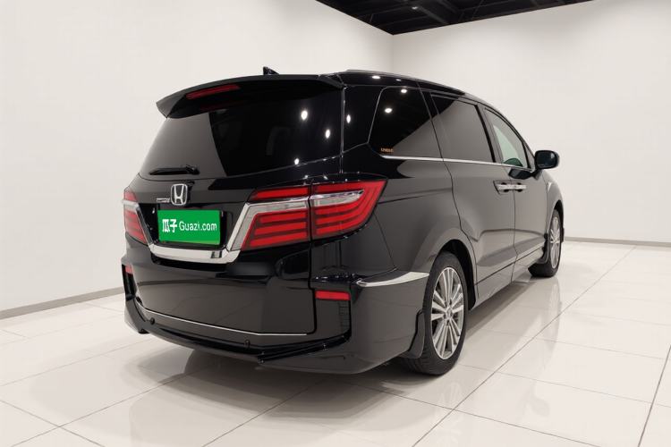 Used Honda Elysion 2016 2.4L Supreme Edition Rear Right 45 Deg