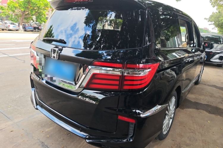 Used Honda Elysion 2016 2.4L Supreme Edition Rear Right 45 Deg