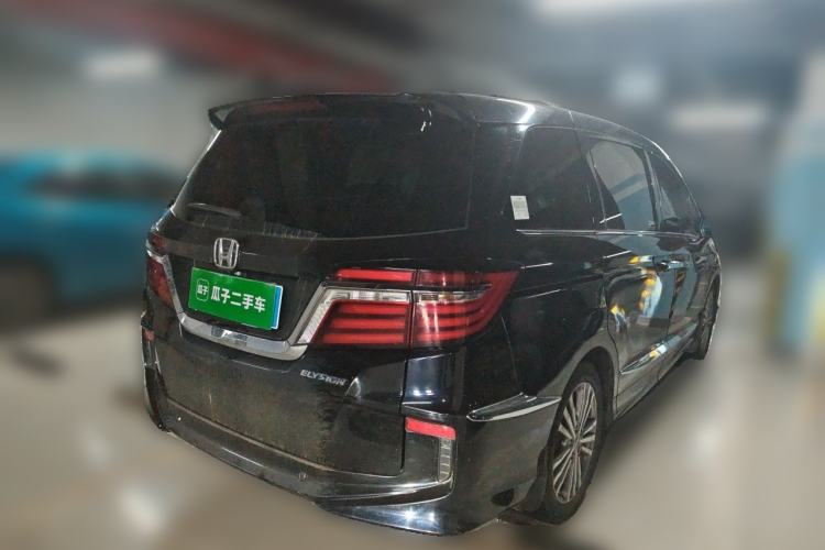Used Honda Elysion 2016 2.4L Supreme Edition Rear Right 45 Deg