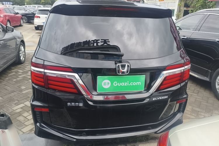Used Honda Elysion 2016 2.4L Style Edition Rear