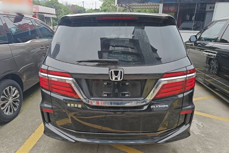 Used Honda Elysion 2016 2.4L Classic Edition Rear