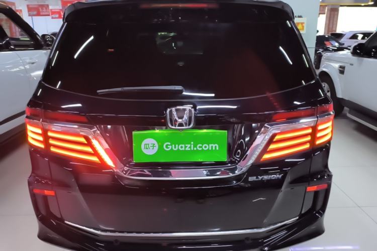 Used Honda Elysion 2016 2.4L Supreme Edition Rear