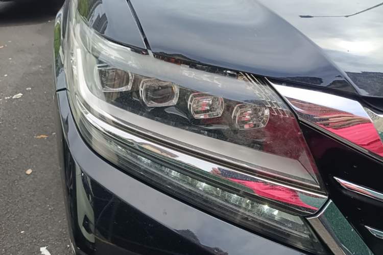 Used Honda Elysion 2016 2.4L Luxury Edition Right Front Headlight