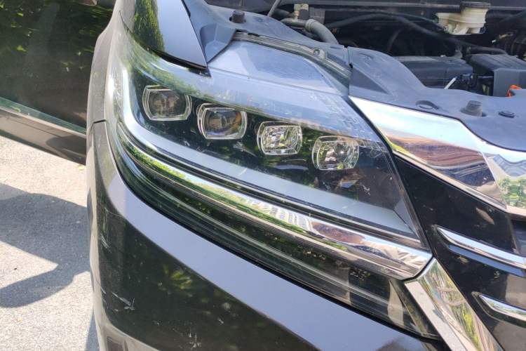 Used Honda Elysion 2016 2.4L Luxury Edition Right Front Headlight