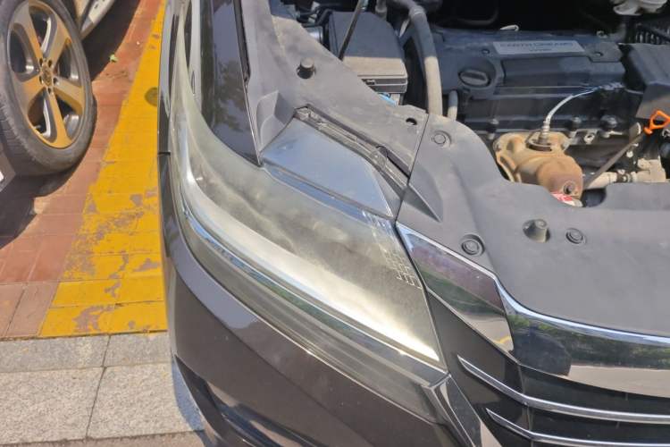 Used Honda Elysion 2016 2.4L Luxury Edition Right Front Headlight