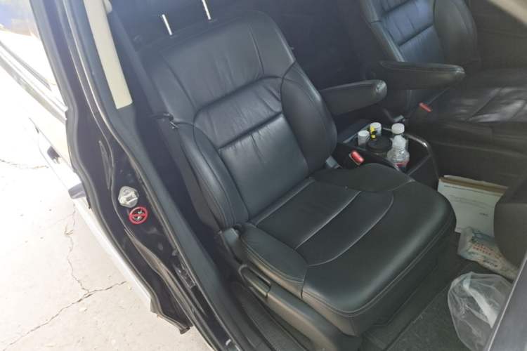 Used Honda Elysion 2016 2.4L Style Edition Right Front Seat