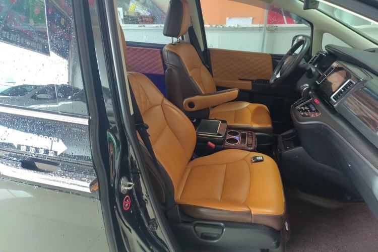 Used Honda Elysion 2016 2.4L Style Edition Right Front Seat