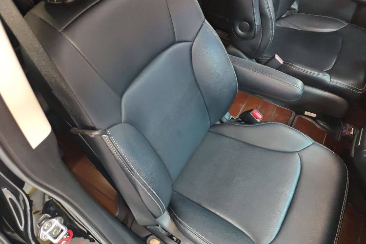 Used Honda Elysion 2016 2.4L Classic Edition Right Front Seat