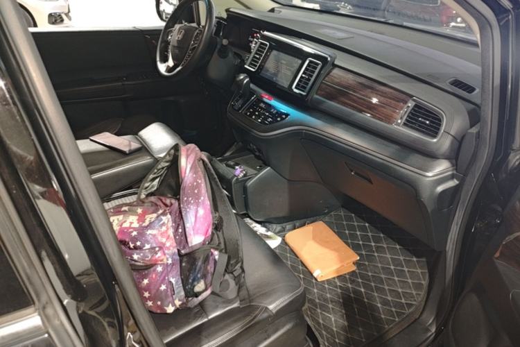 Used Honda Elysion 2016 2.4L Luxury Edition Right Front Seat