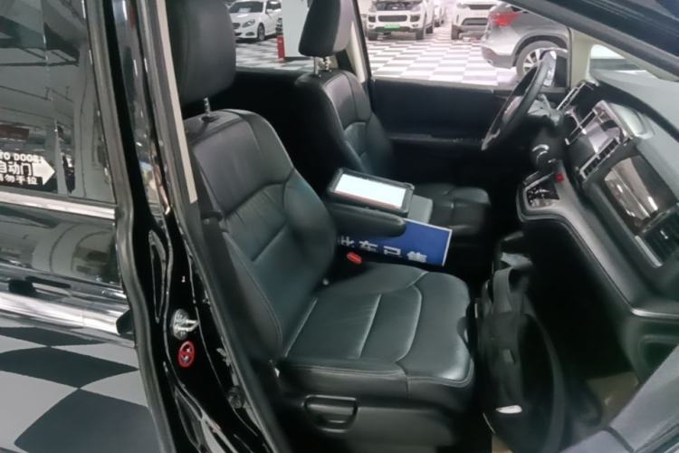 Used Honda Elysion 2016 2.4L Luxury Edition Right Front Seat