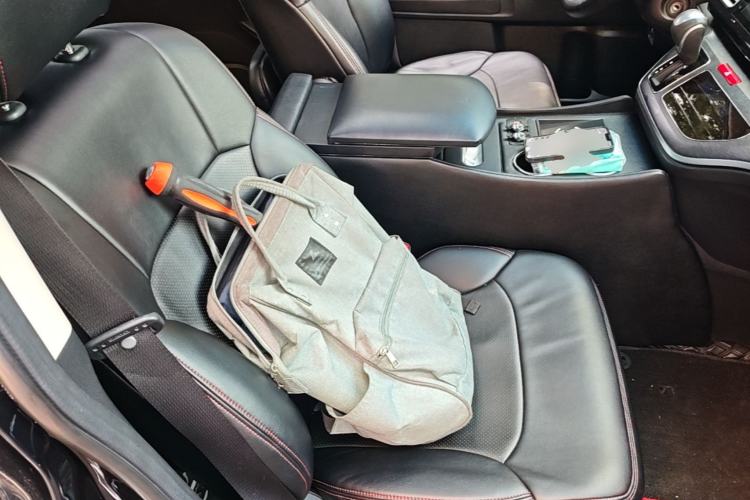 Used Honda Elysion 2016 2.4L Classic Edition Right Front Seat