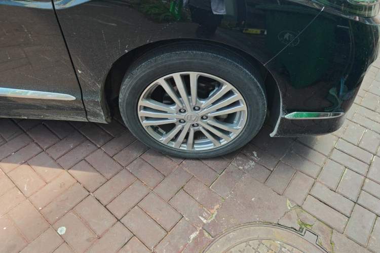 Used Honda Elysion 2016 2.4L Classic Edition Right Front Wheel Hub