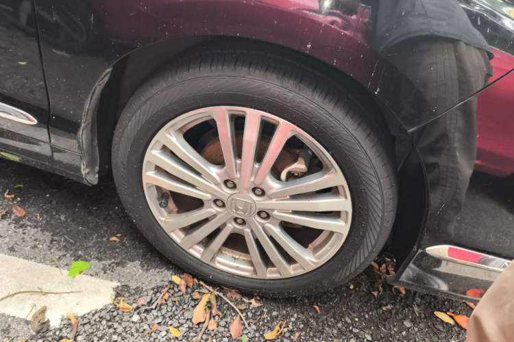 Used Honda Elysion 2016 2.4L Supreme Edition Right Front Wheel Hub