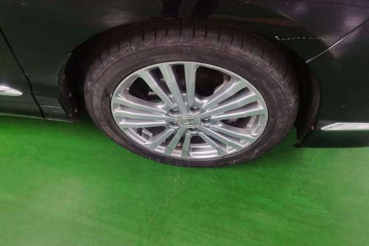 Used Honda Elysion 2016 2.4L Luxury Edition Right Front Wheel Hub