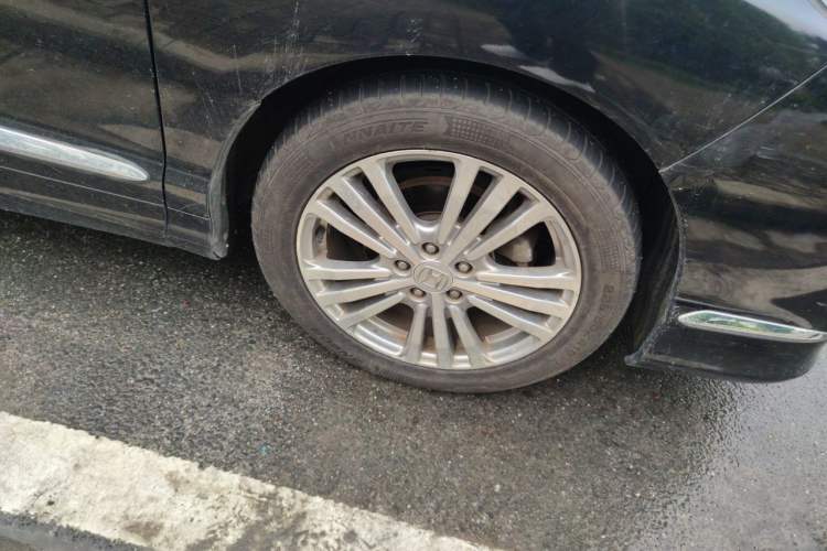 Used Honda Elysion 2016 2.4L Style Edition Right Front Wheel Hub