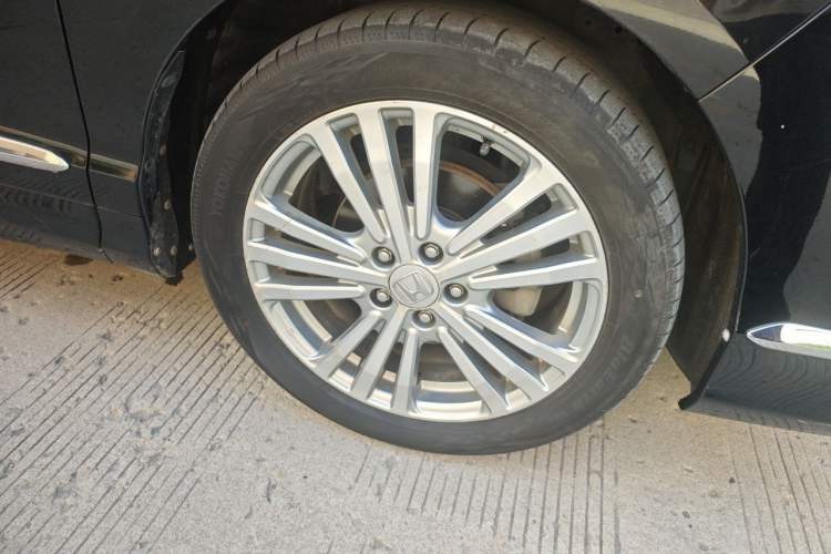 Used Honda Elysion 2016 2.4L Luxury Edition Right Front Wheel Hub