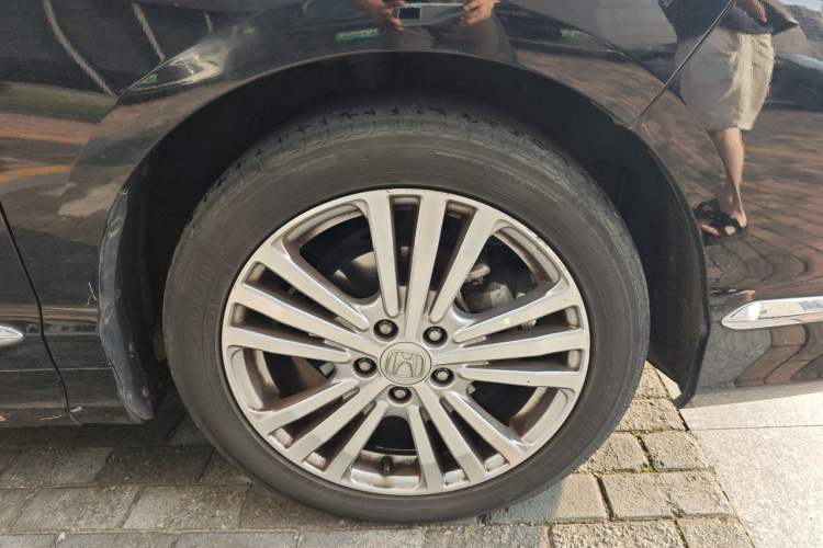 Used Honda Elysion 2016 2.4L Luxury Edition Right Front Wheel Hub