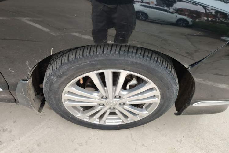 Used Honda Elysion 2016 2.4L Supreme Edition Right Front Wheel Hub