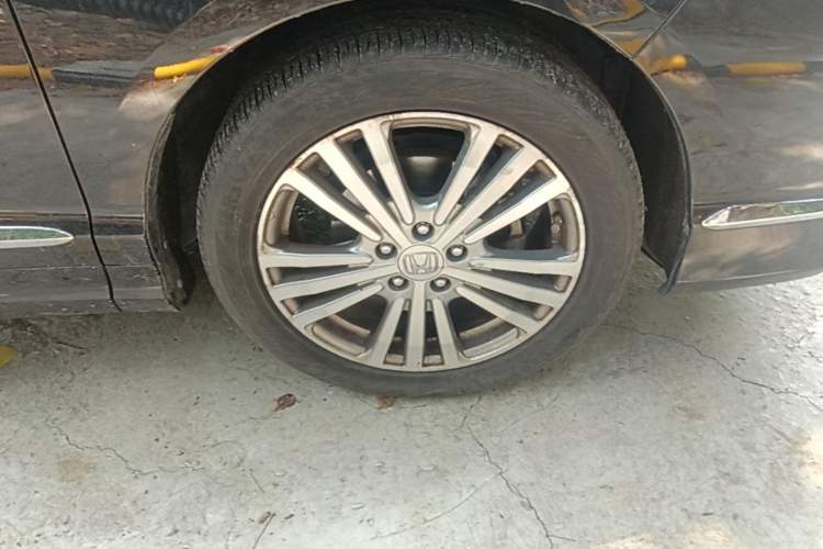 Used Honda Elysion 2016 2.4L Luxury Edition Right Front Wheel Hub