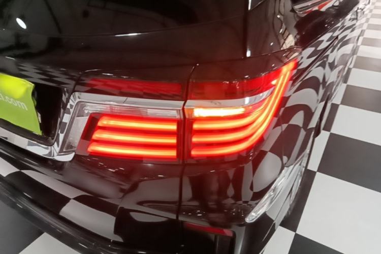 Used Honda Elysion 2016 2.4L Luxury Edition Right Rear Taillight